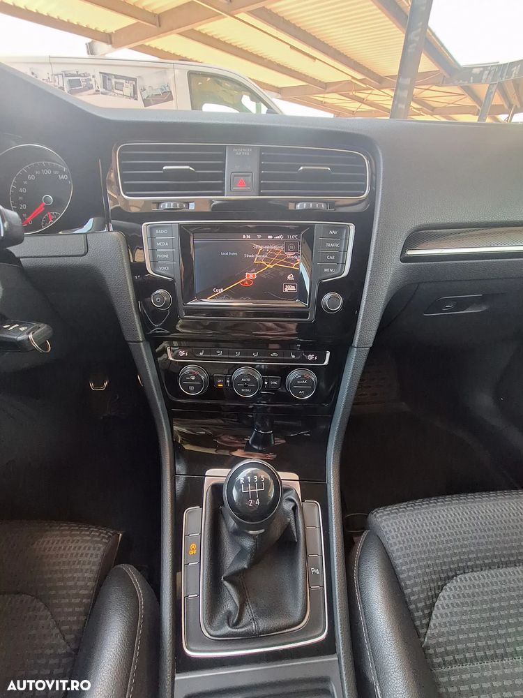 Volkswagen Golf 1.6 TDI DPF BMT Highline - 40