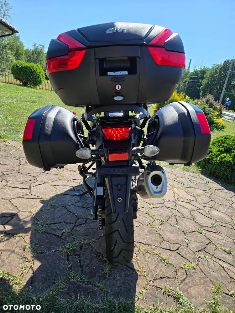 Suzuki V-STROM - 23