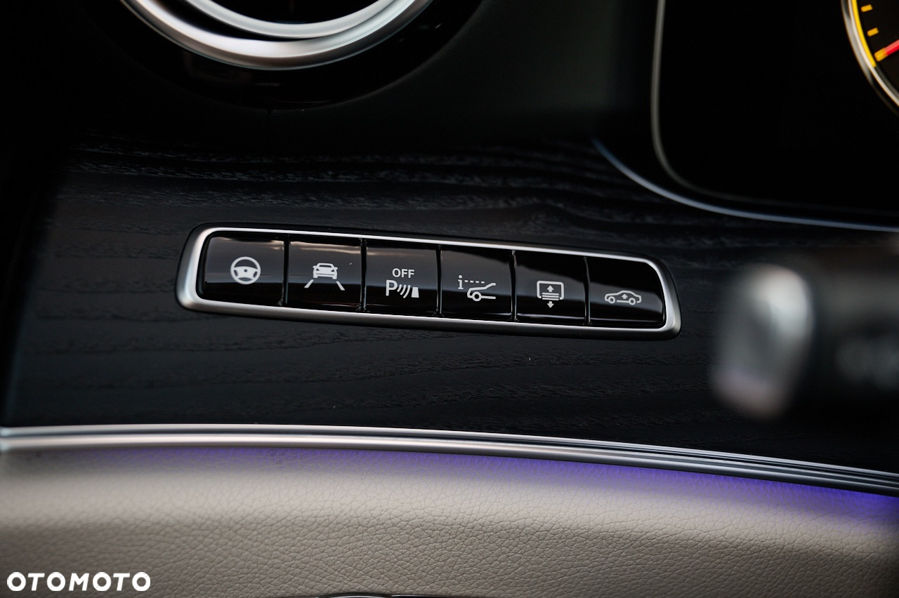 Mercedes-Benz Klasa E AMG 63 S 4-Matic+ - 34