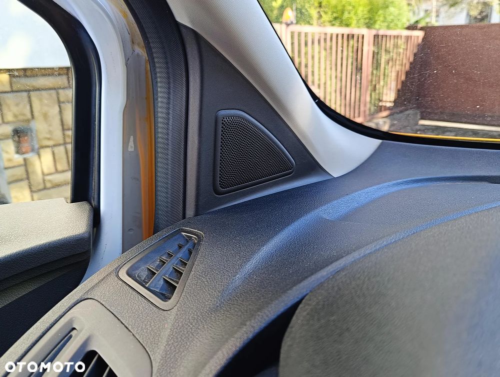 Ford Tourneo Connect 1.5 EcoBlue Start-Stop Trend - 24