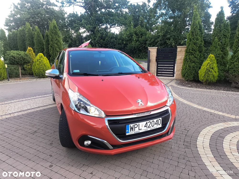 Peugeot 208 1.2 PureTech Style - 1