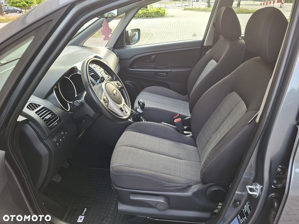 Kia Venga 1.4 CVVT Titanium Collection - 29