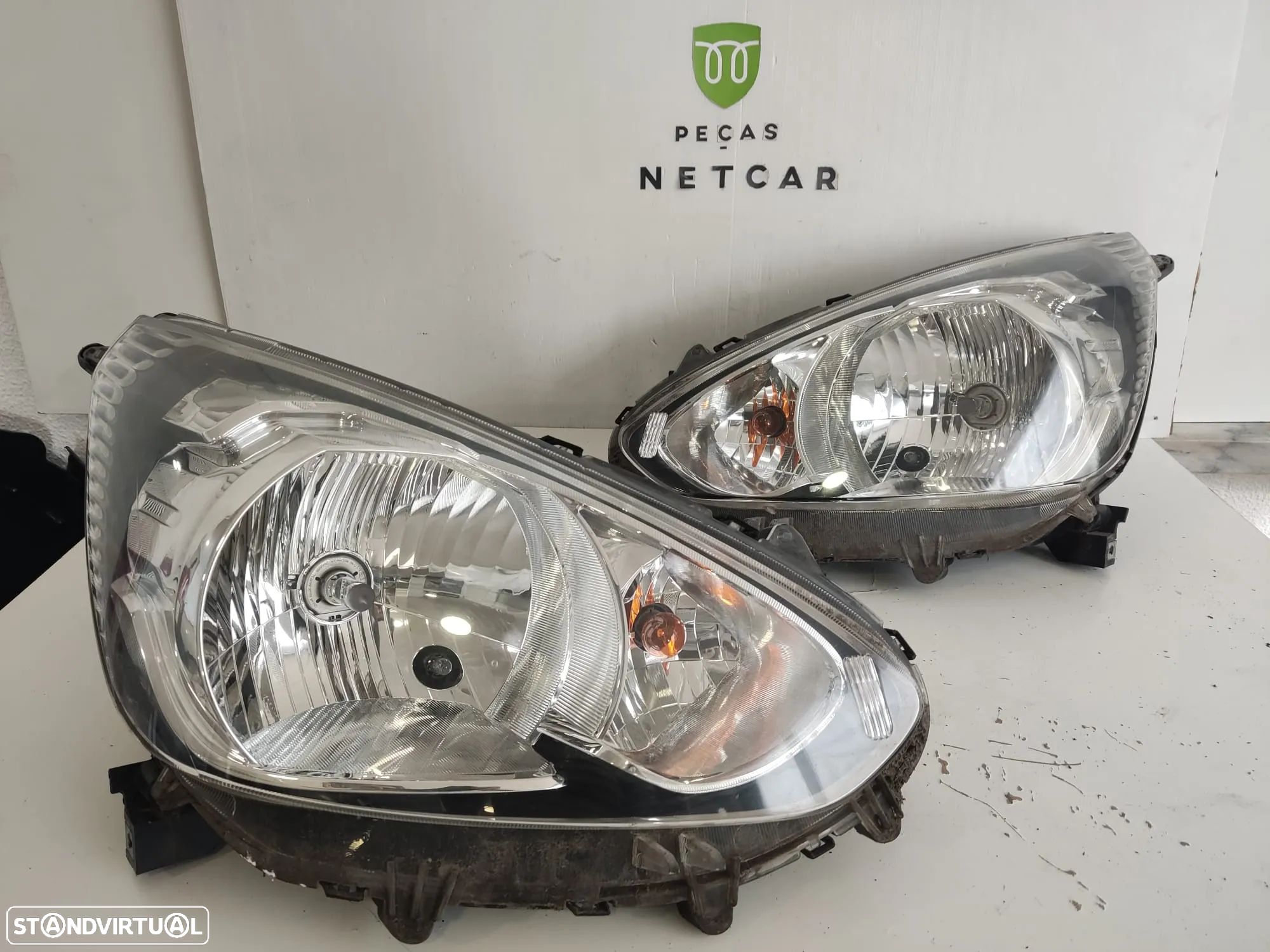 Farol óptica Mitsubishi space Star 2018 - 1