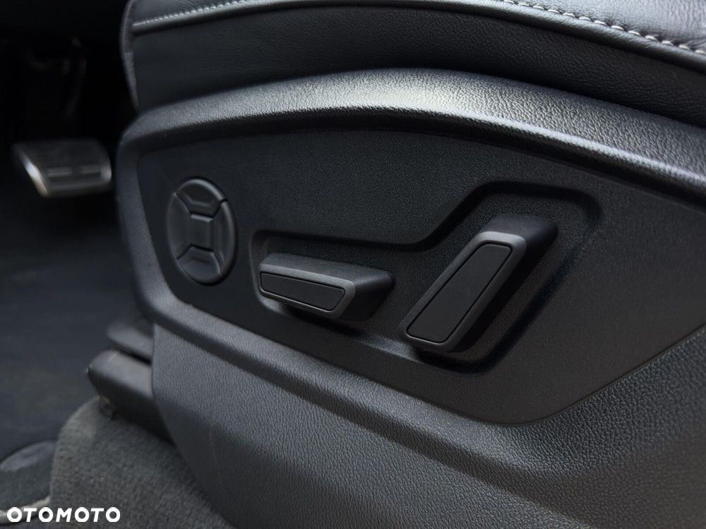 Audi Q7 55 TFSI mHEV Quattro S Line Tiptr - 33