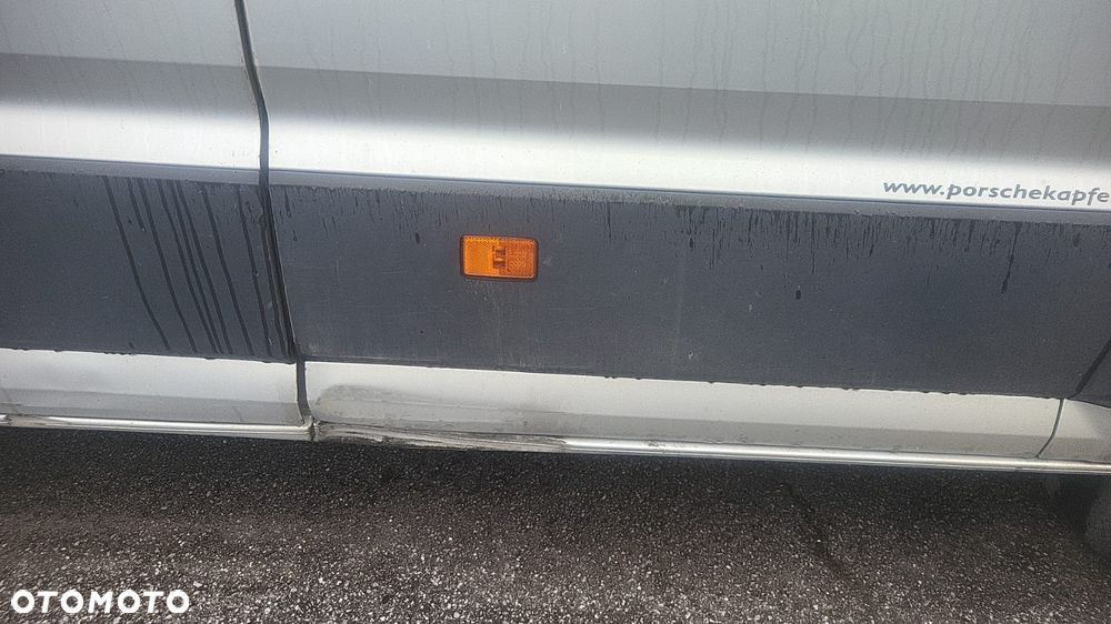 Volkswagen Crafter - 2
