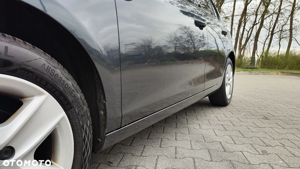 Volkswagen Golf 1.6 Comfortline - 17