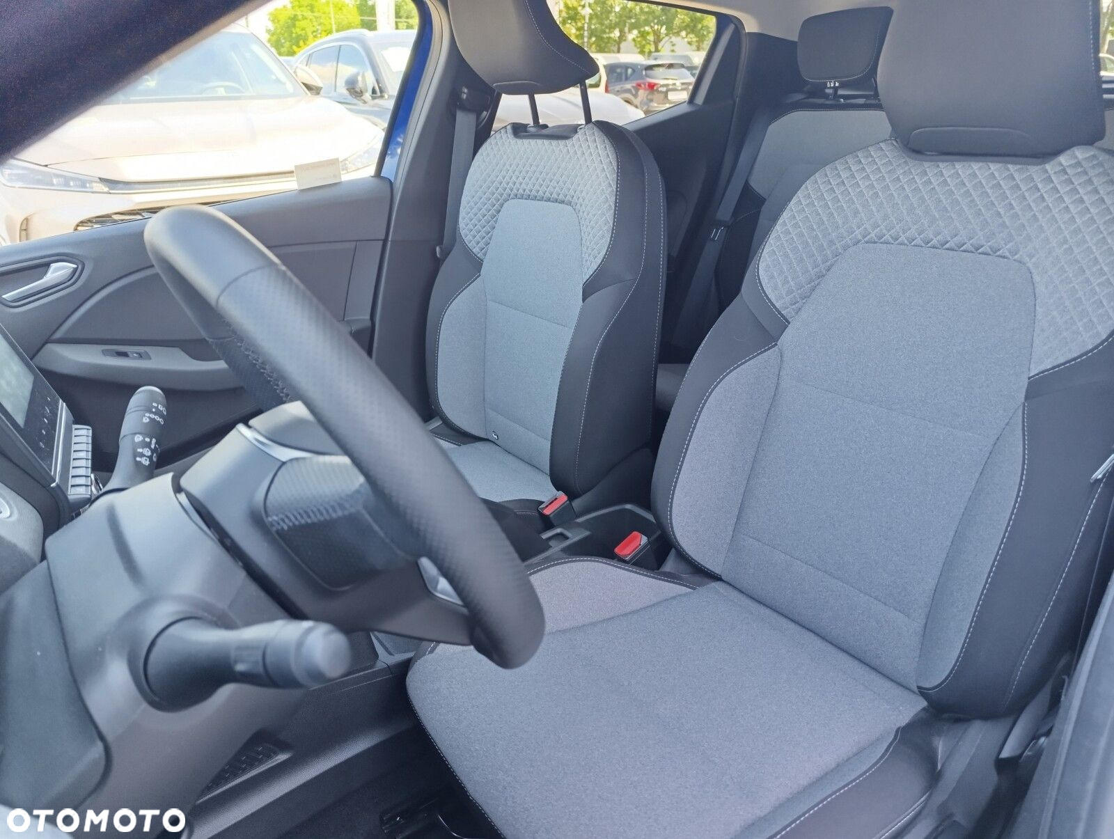 Mitsubishi Colt 1.0T Intense Style Cold Navi - 19