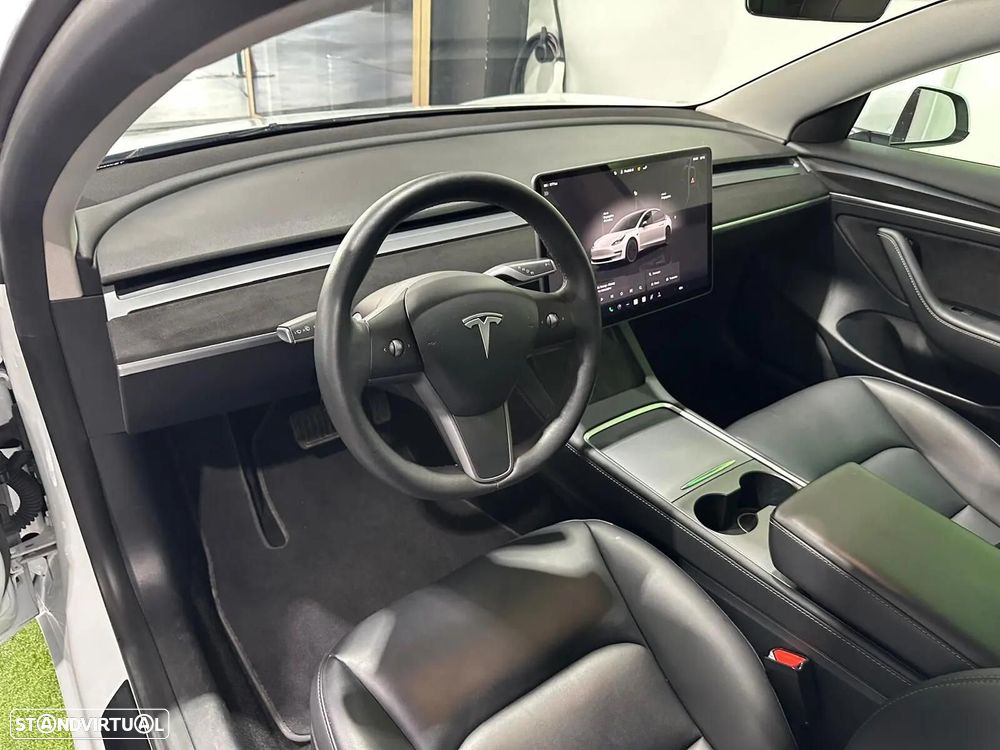 Tesla Model 3 Standard RWD - 25