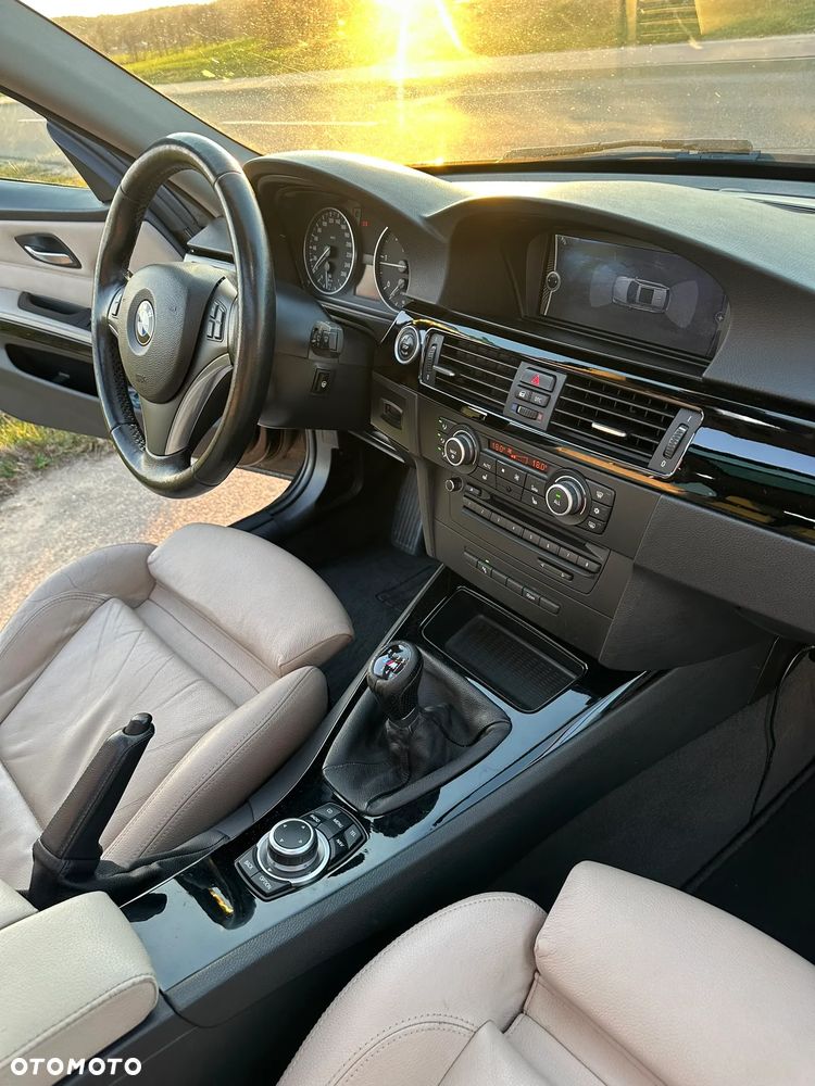 BMW Seria 3 - 12
