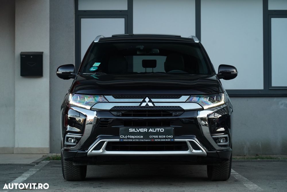 Mitsubishi Outlander PHEV 2.4 L 4X4 Instyle+ - 21