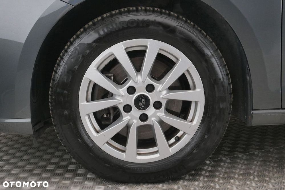 Ford Tourneo Connect - 14