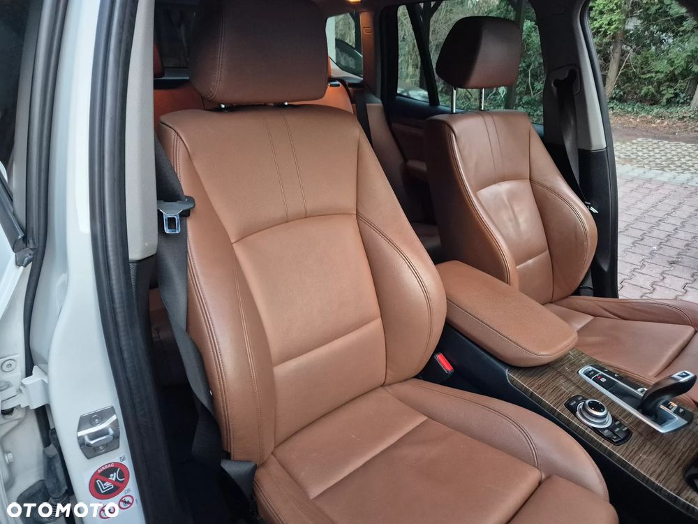 BMW X3 xDrive20d - 14