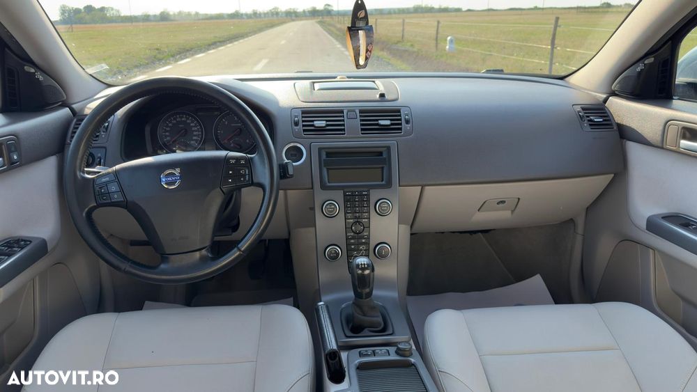 Volvo S40 1.6 D Summum - 1