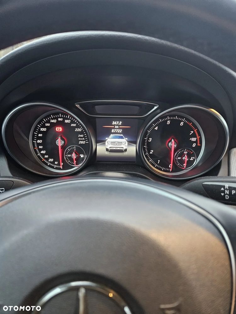 Mercedes-Benz GLA 200 7G-DCT AMG Line - 8