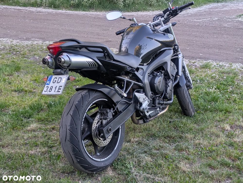 Yamaha FZ6 - 4