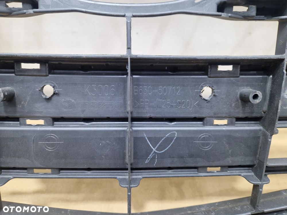 Grill Mazda 3 BM b630-50712 2017-ŁADNY - 6