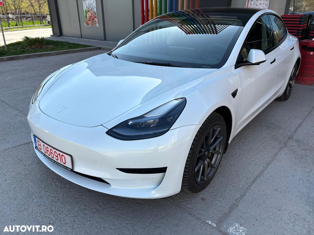 Tesla Model 3 Standard Reichweite Plus Hinterradantrieb - 1