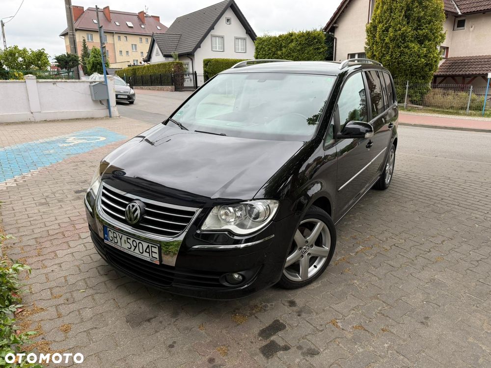Volkswagen Touran 2.0 TDI Highline - 1