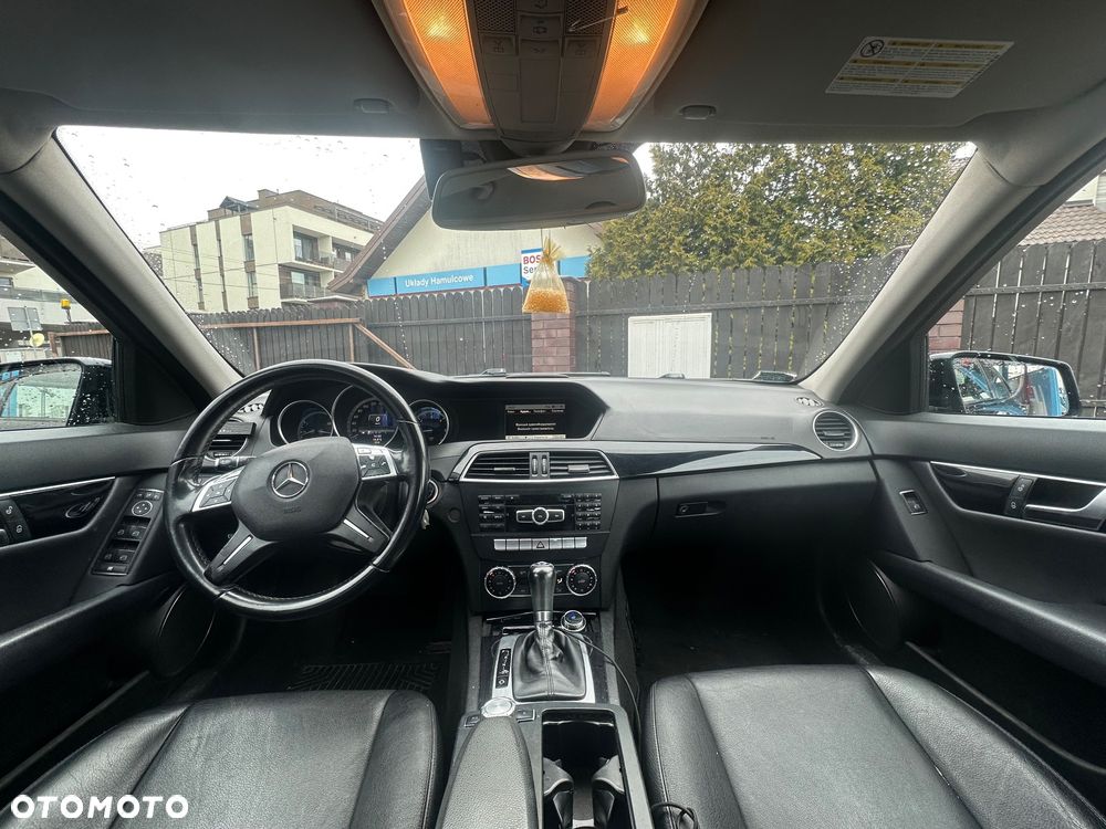 Mercedes-Benz Klasa C 220 CDI 7G-TRONIC Avantgarde Edition - 9