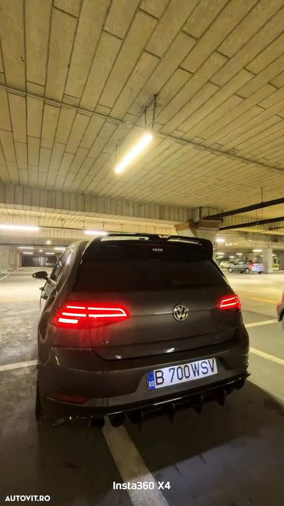 Volkswagen Golf 2.0 TSI DSG R - 10