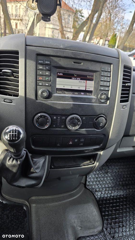 Volkswagen Crafter - 17