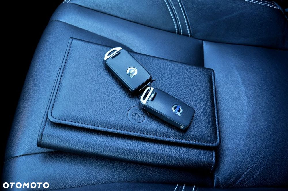 Volvo V60 D2 Drive-E Momentum - 39
