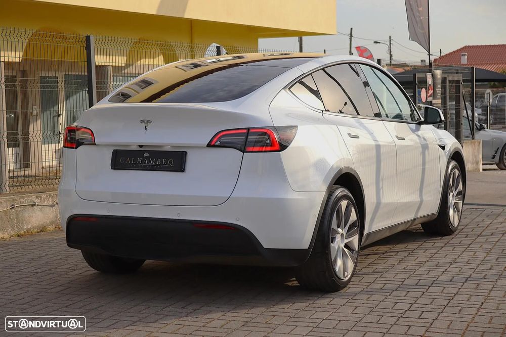 Tesla Model Y Standard - 4