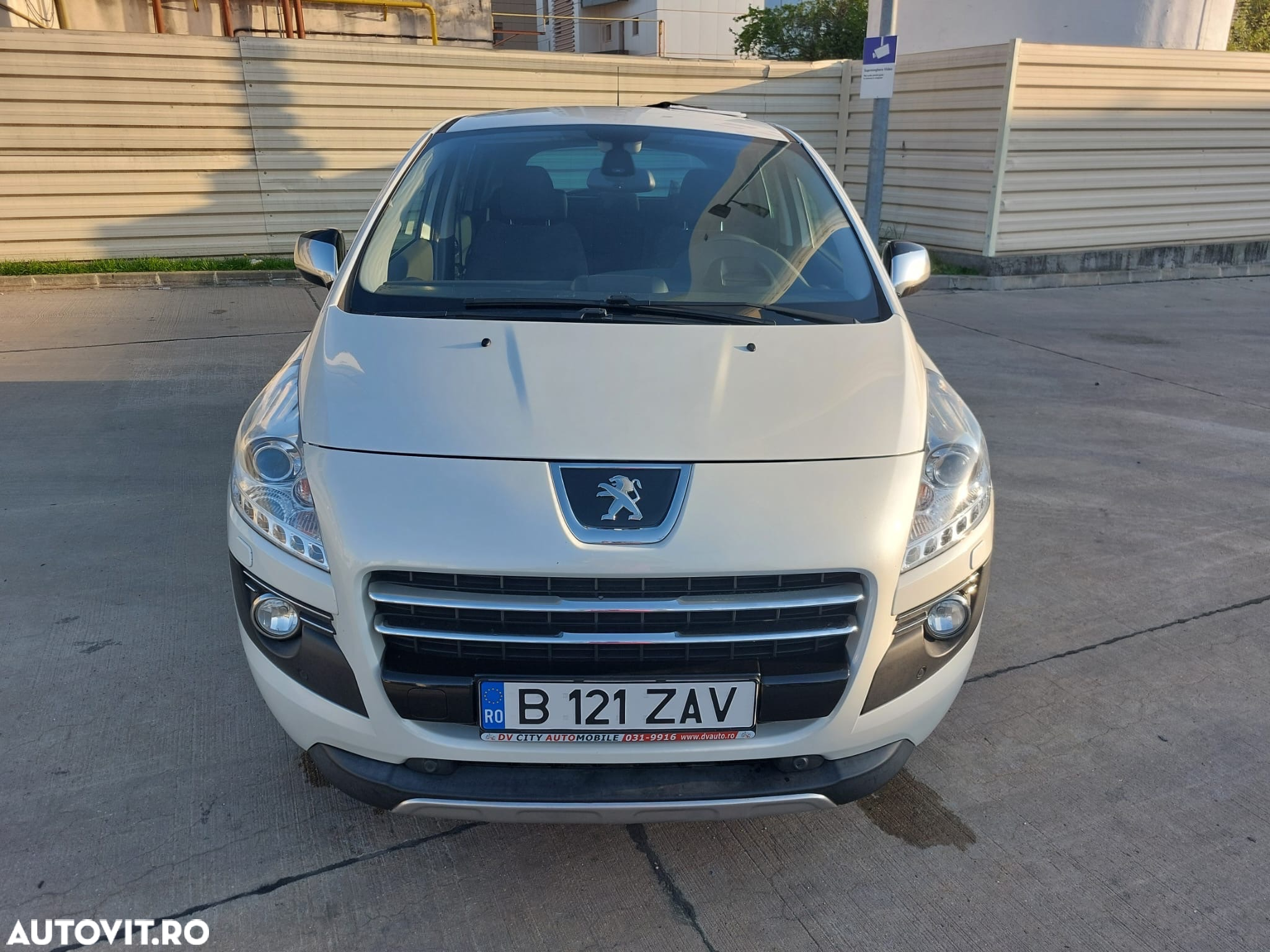 Peugeot 3008 Hybrid4 88g/85g - 3
