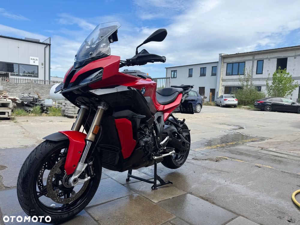 BMW XR - 1