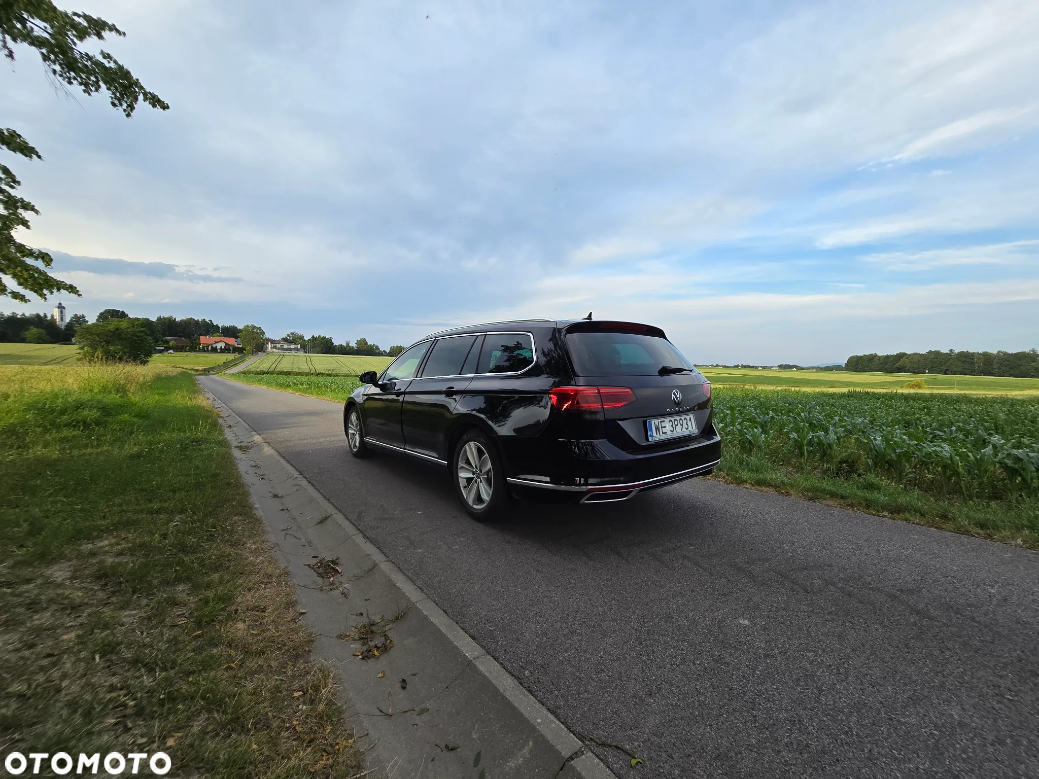 Volkswagen Passat 2.0 TDI Elegance DSG - 8