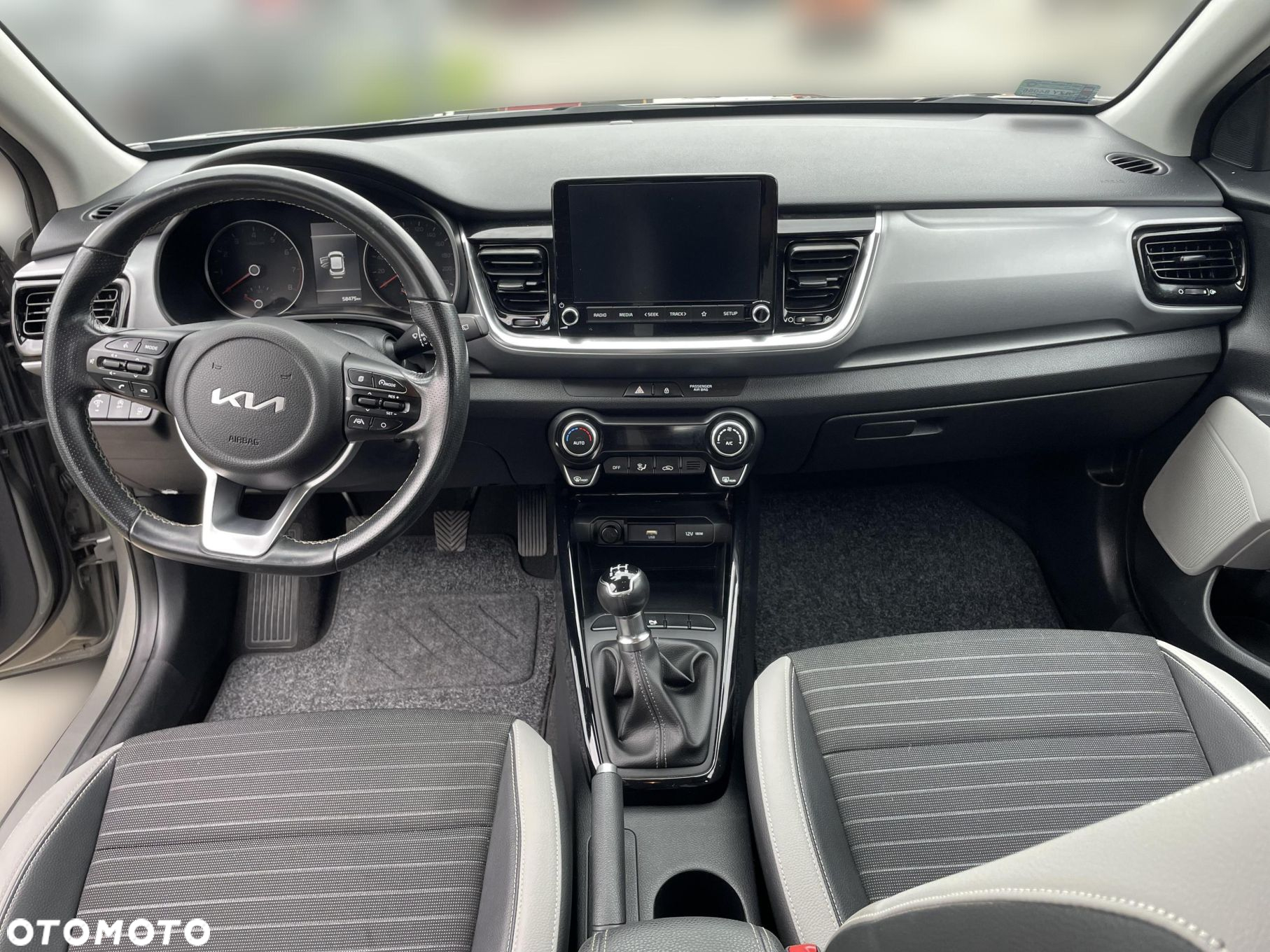 Kia Stonic 1.2 L - 13