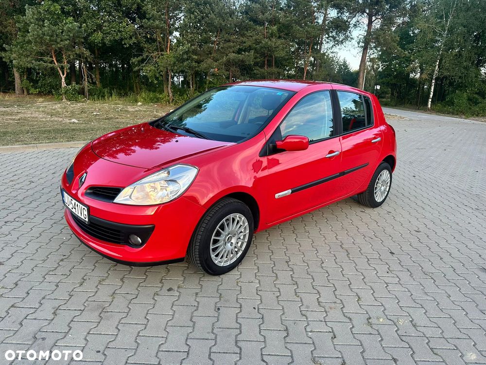 Renault Clio - 9