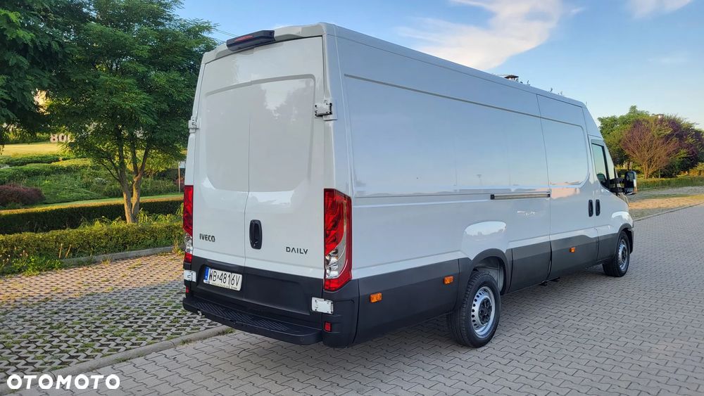 Iveco Daily 35s150 silnik 3.0 L4H2 /  furgon / blaszak / przebieg 83.000/ jeden właściciel krajowy - 5