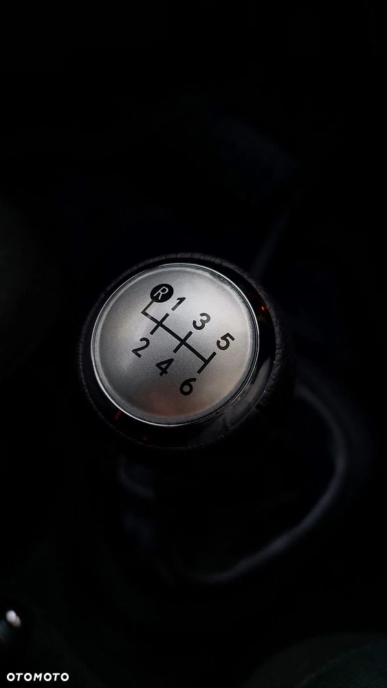 Toyota Yaris 1.33 Prestige - 29