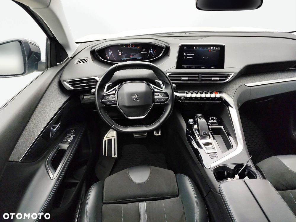 Peugeot 5008 - 16