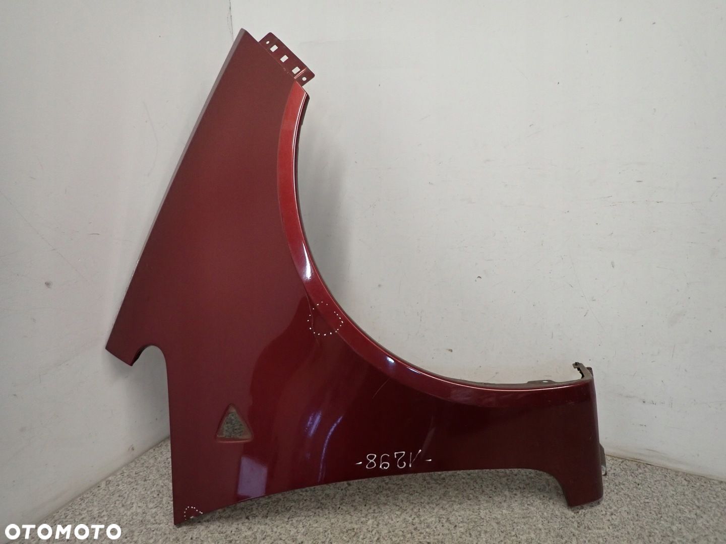 MITSUBISHI COLT 5d 04-08 BŁOTNIK PRZEDNI PRAWY P14 - 1