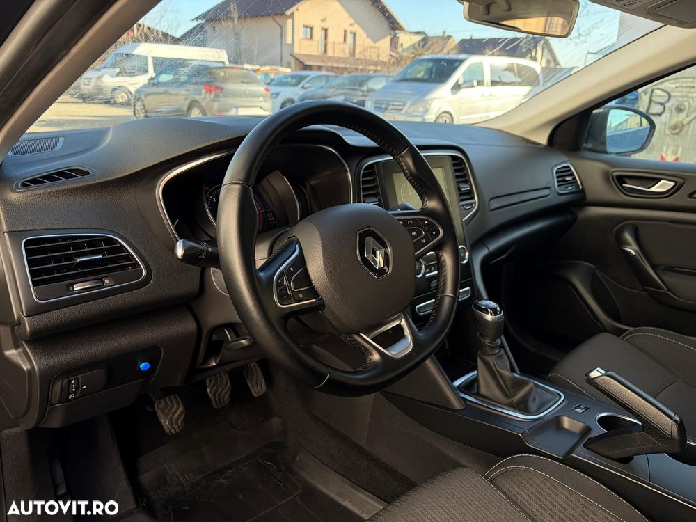 Renault Megane Blue dCi 116 Zen - 30