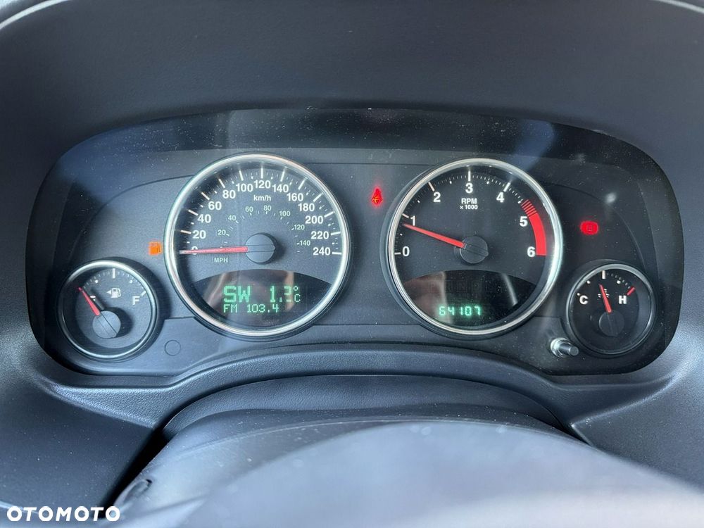 Jeep Compass - 27