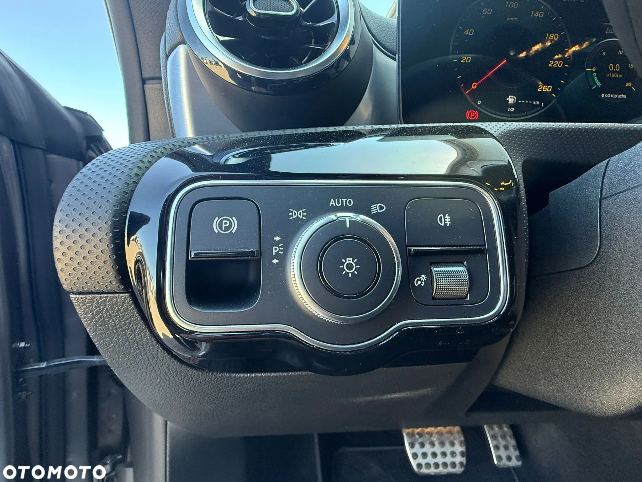 Mercedes-Benz CLA 220 d 4-Matic AMG Line 8G-DCT - 25