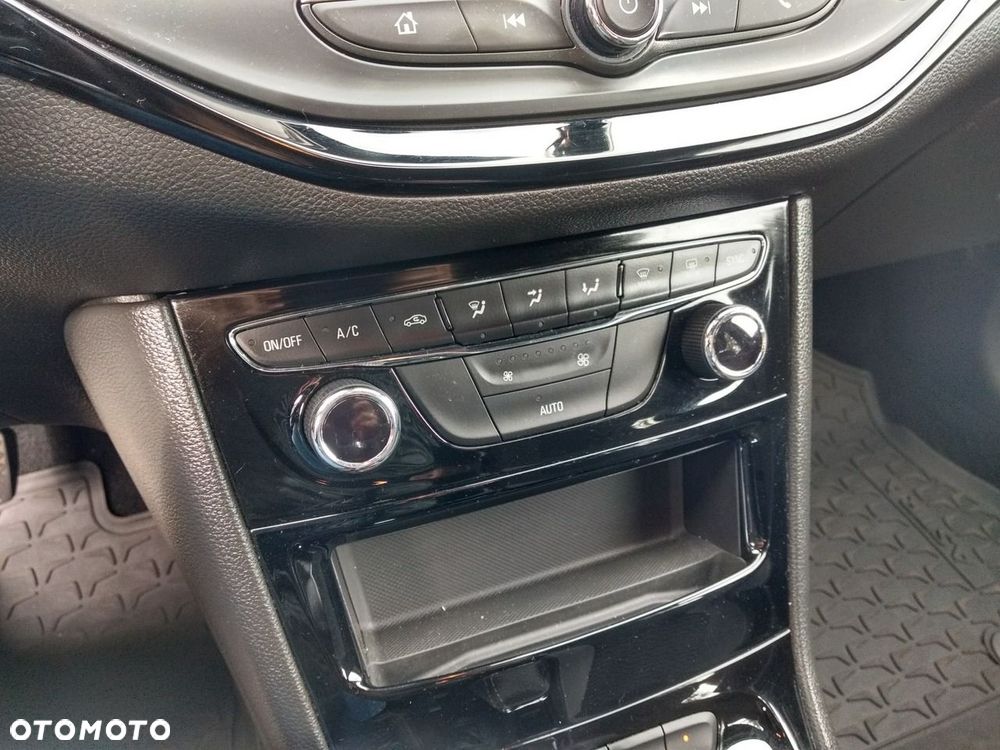 Opel Astra 2020