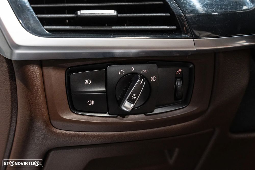 BMW X5 25 d xDrive Pack M - 19