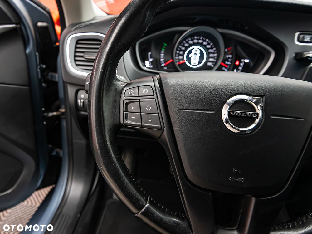 Volvo V40 - 13