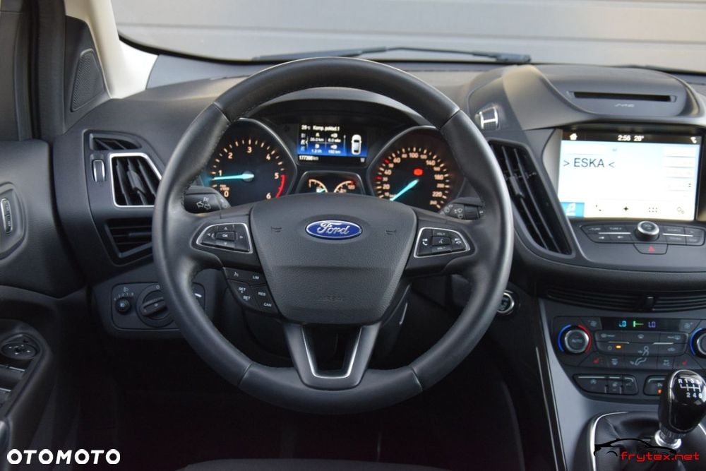 Ford Kuga - 30