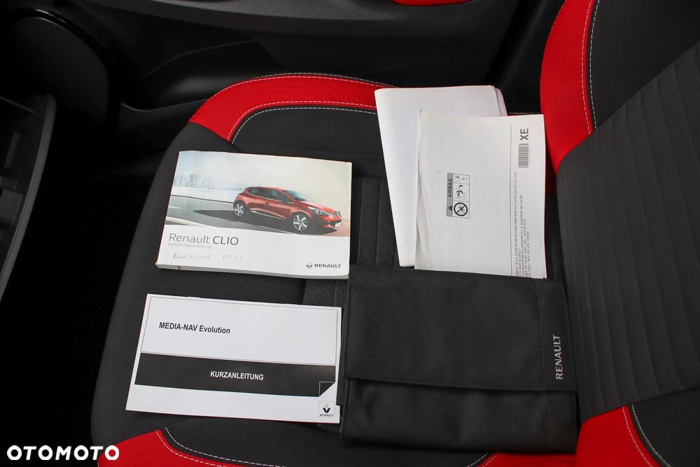 Renault Clio TCe 90 Dynamique - 40