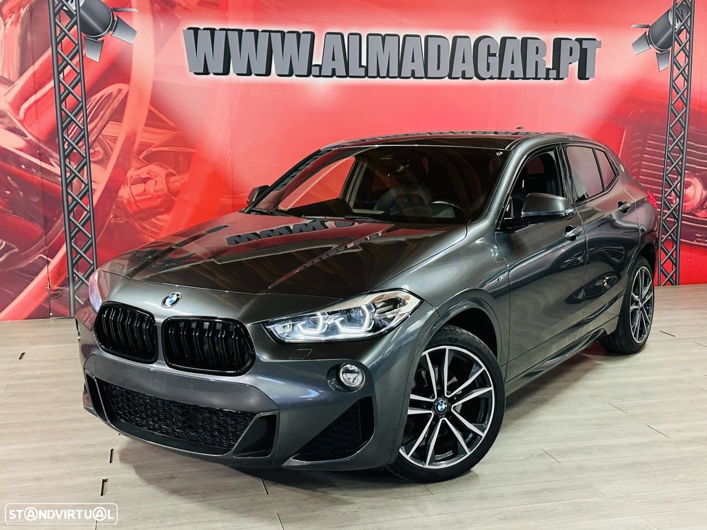 BMW X2 18 i sDrive Auto Pack M - 2