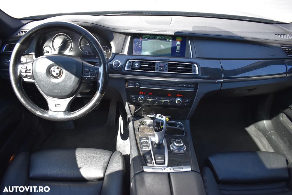 BMW Seria 7 730d xDrive - 9