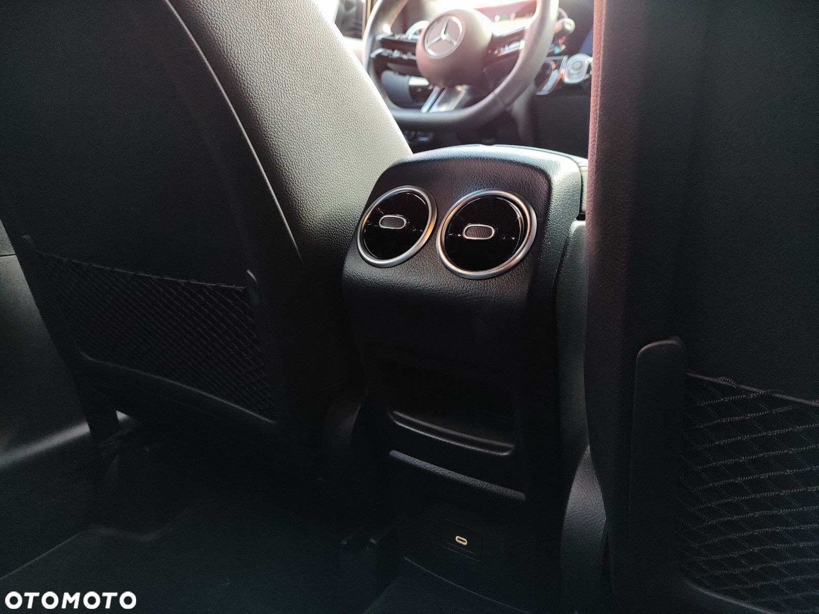 Mercedes-Benz Klasa B 220 4-Matic AMG Line 7G-DCT - 14