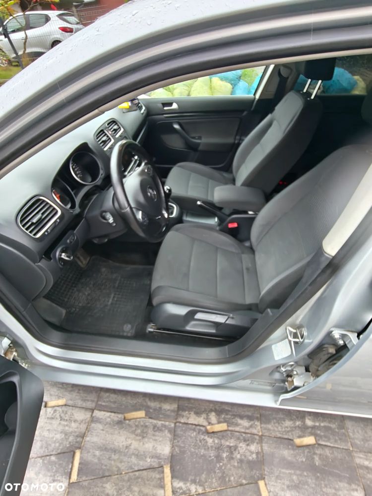 Volkswagen Golf 1.6 TDI Comfortline - 9