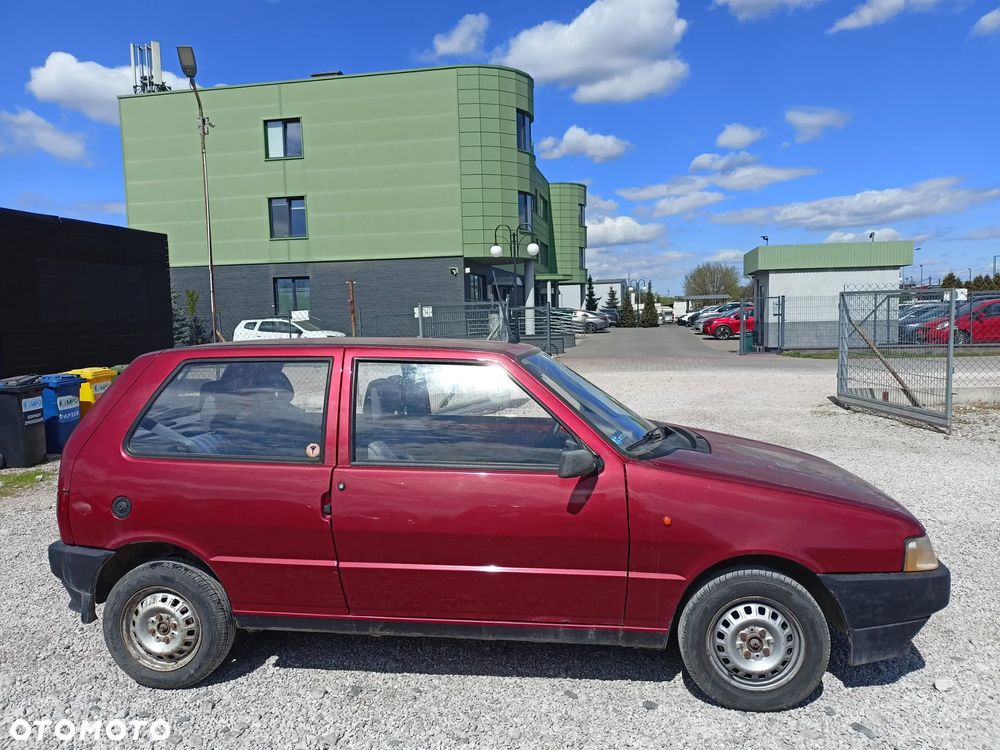 Fiat Uno 899 - 5