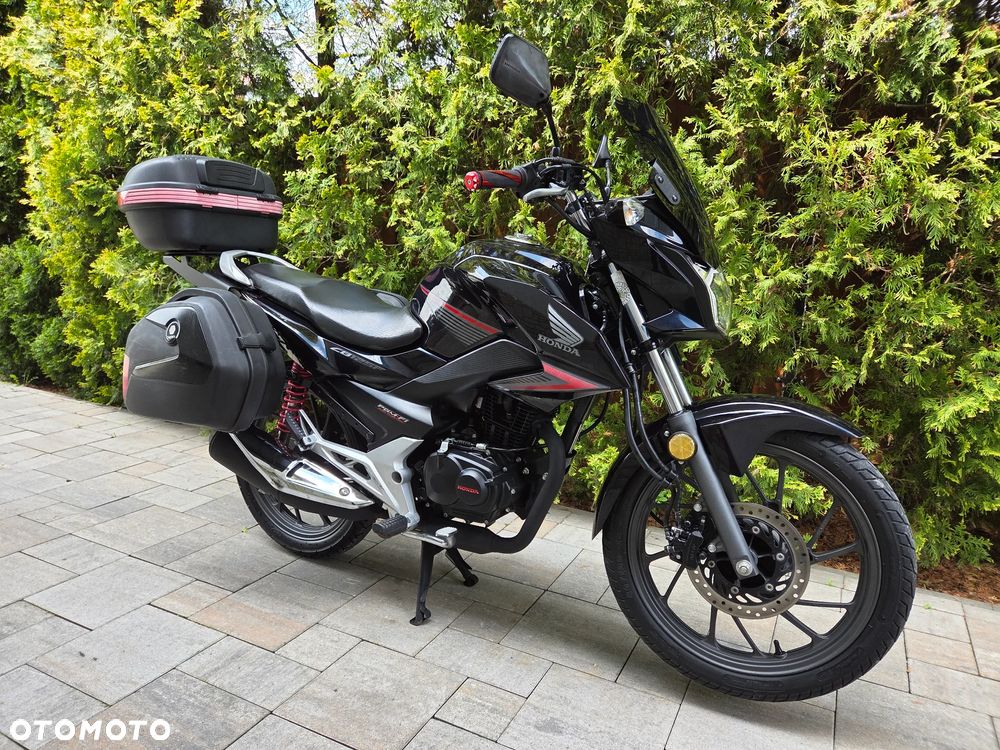 Honda CB - 1